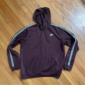 NIKE Men’s Sweatshirt